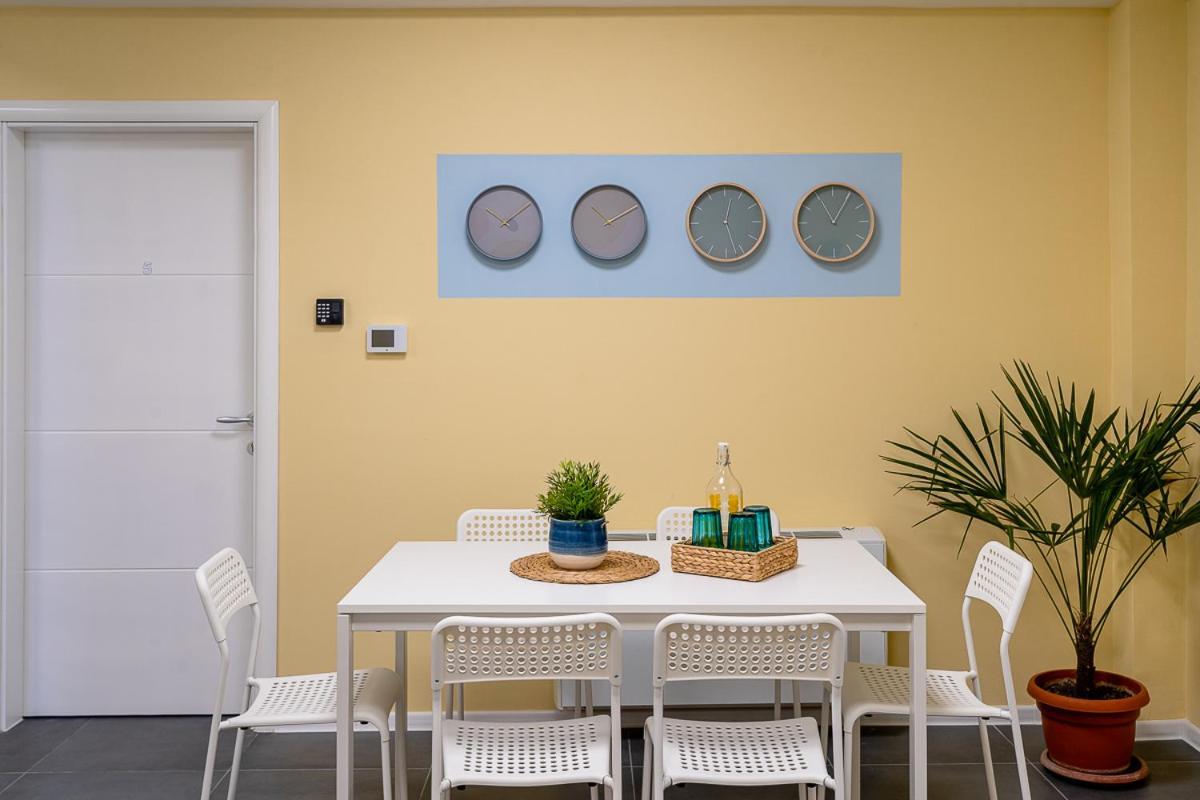 Kostovski Rooms-Near E75 To Greece Veles Ngoại thất bức ảnh