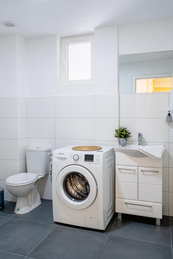 Kostovski Rooms-Near E75 To Greece Veles Ngoại thất bức ảnh