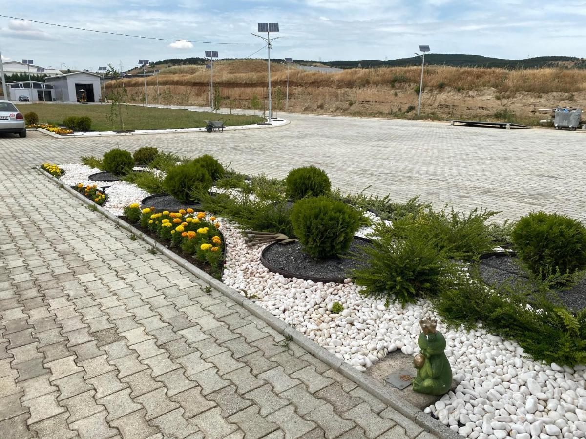 Kostovski Rooms-Near E75 To Greece Veles Ngoại thất bức ảnh